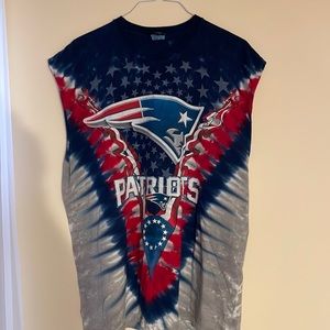 Patriots cutoff tee.